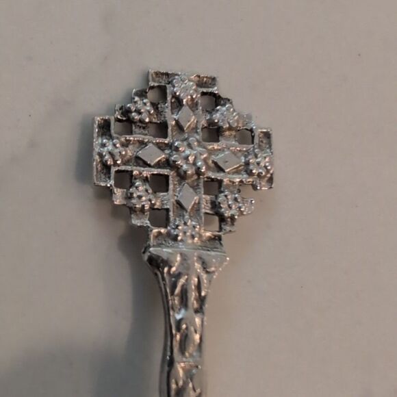Jerusalem Silver Decorative Souvenir Jam Spoon with Jerusalem Cross Design - Picture 3 of 10